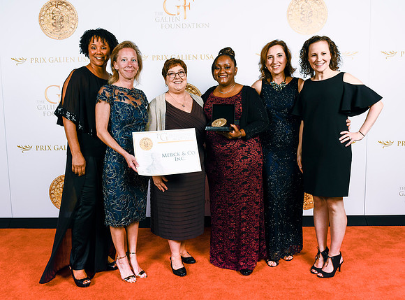 PG2017_Ceremony-022-StepAndRepeat-115