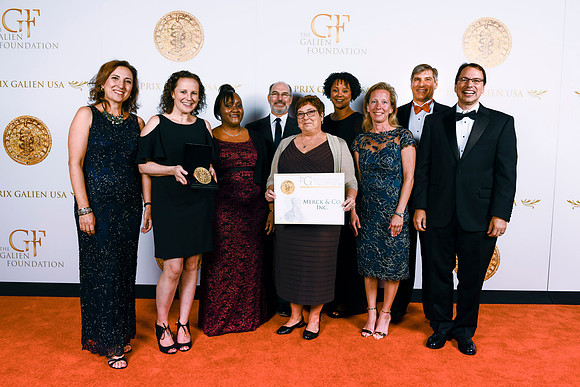 PG2017_Ceremony-004-StepAndRepeat-041